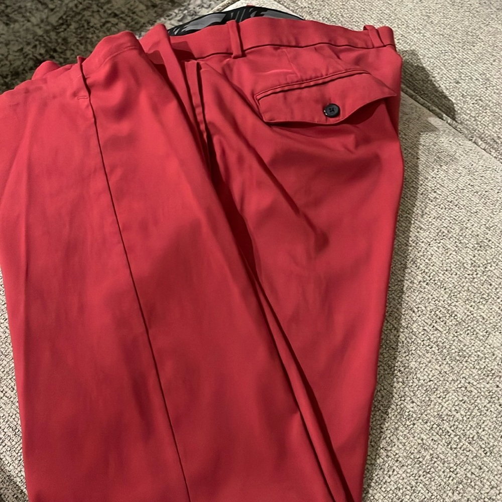 Men’s Nike Dri Fit golf pants , Size 36x32, red